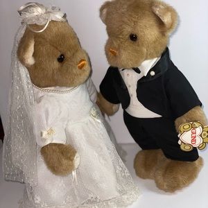GUND 1990 JUST VINTAGE BEGUND 2250 &2251 WEDDING BRIDE & GROOM TEDDY BEAR